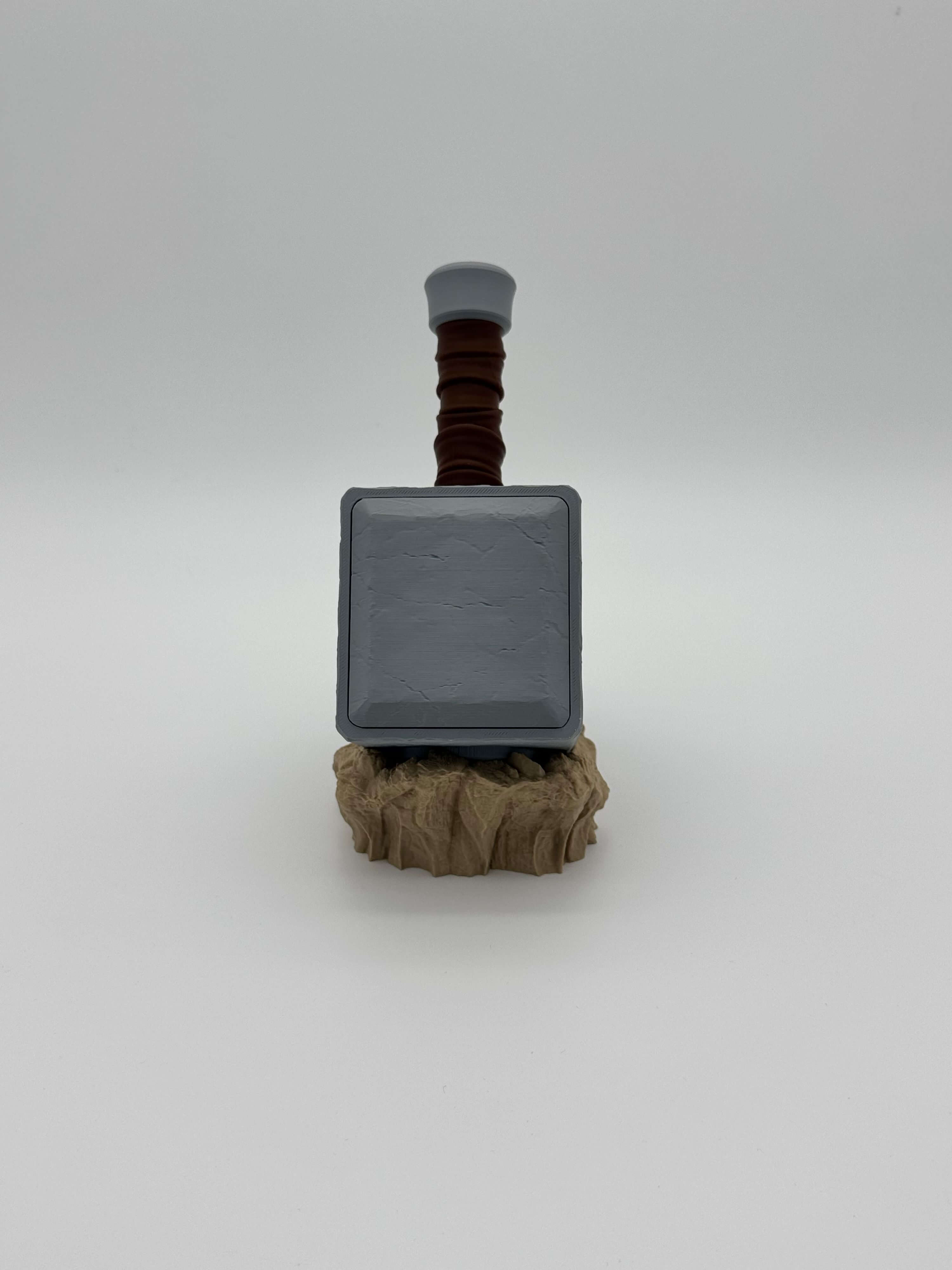 Thor's Hammer MTG Commander Deck Box | Marvel TCG Magic The Gathering Card Holder