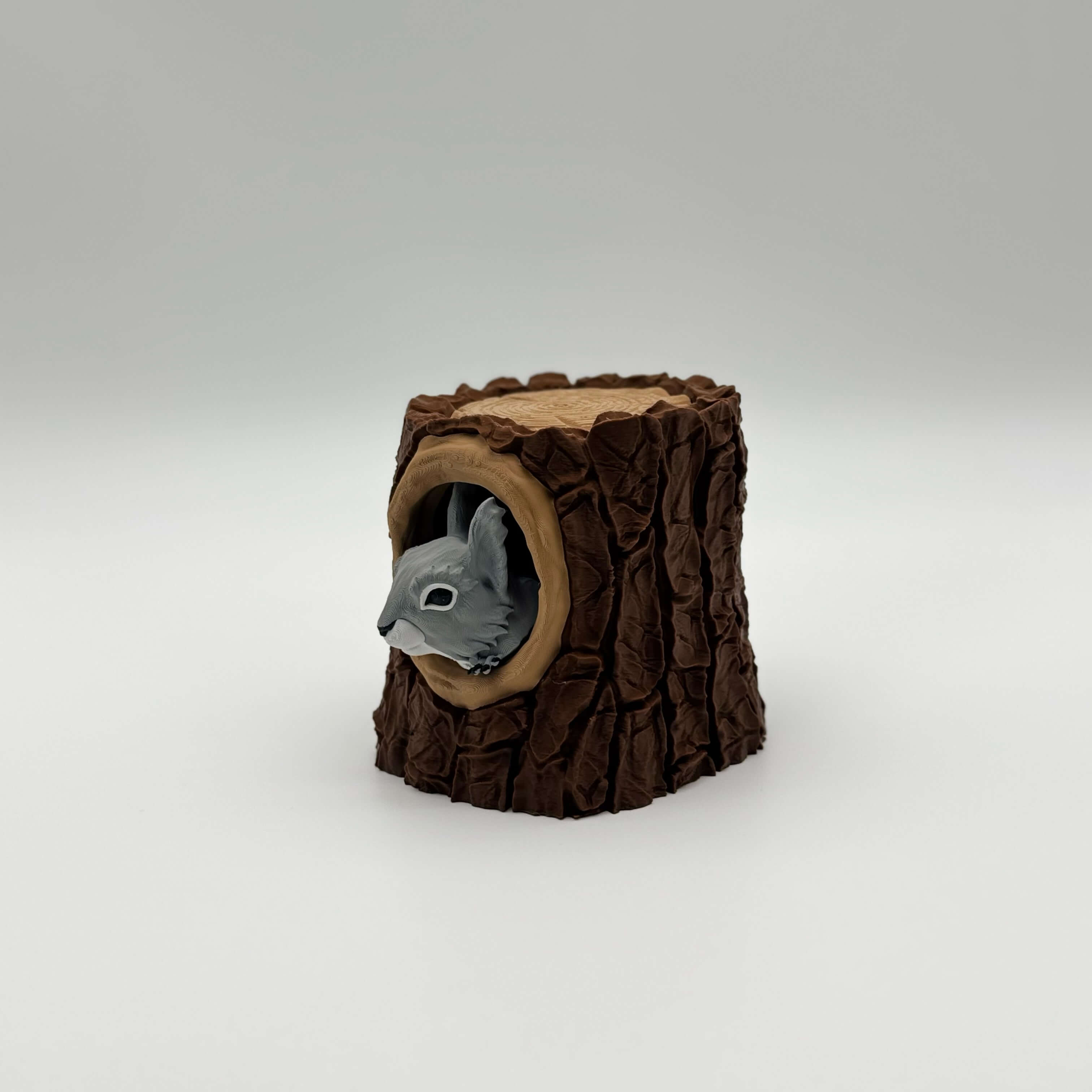 Squirrel Tree Trunk MTG Commander Deck Box | Magic The Gathering Card Holder