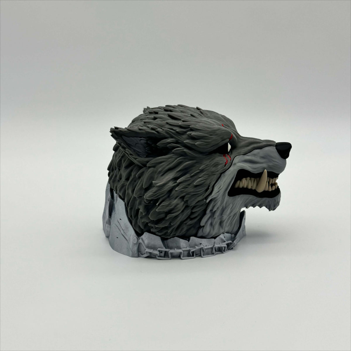 Wolf MTG Commander Deck Box | Fantasy Magic The Gathering TCG Card Holder | White or Battle-Scarred