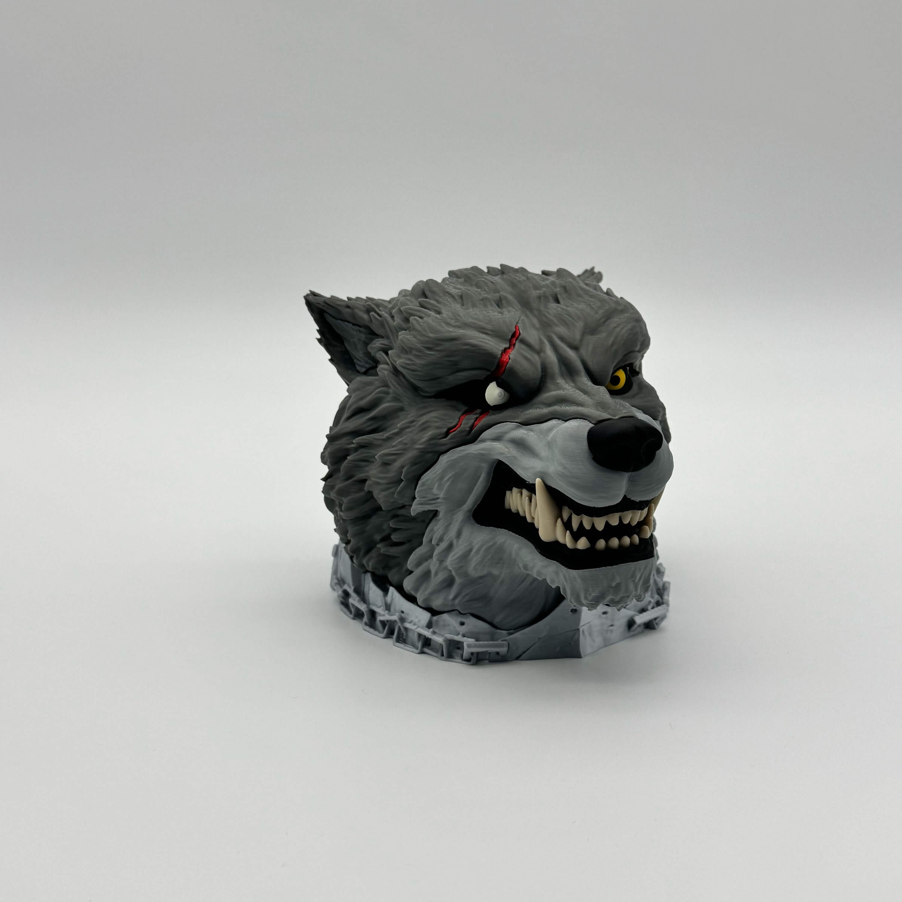Wolf MTG Commander Deck Box | Fantasy Magic The Gathering TCG Card Holder | White or Battle-Scarred