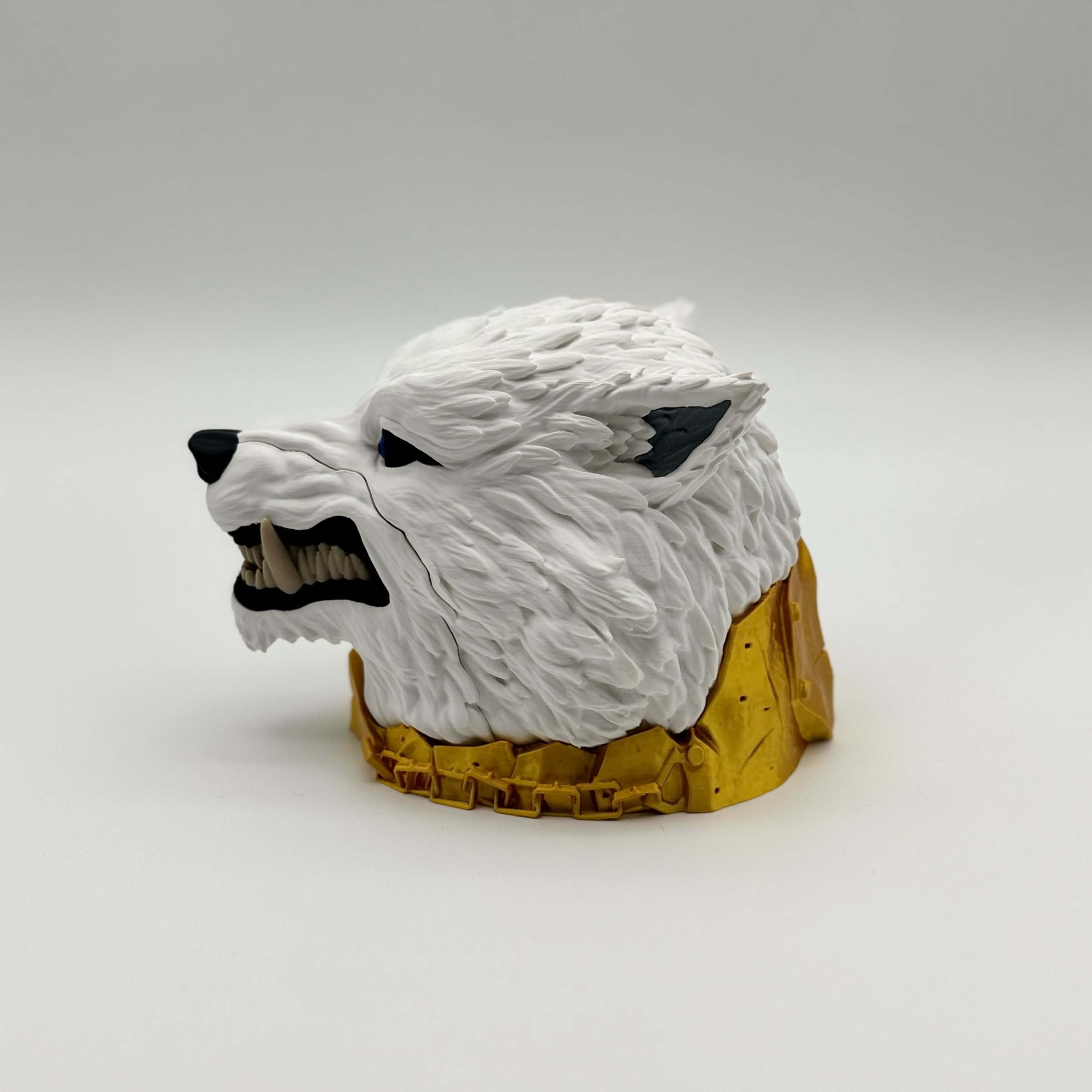 Wolf MTG Commander Deck Box | Fantasy Magic The Gathering TCG Card Holder | White or Battle-Scarred