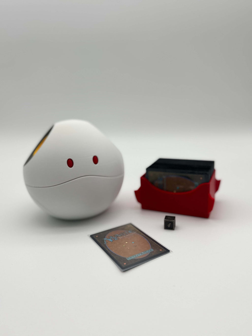 Machu Haro XL MTG Commander Deck Box | Gundam GQuuuuuuX Inspired TCG Card Holder
