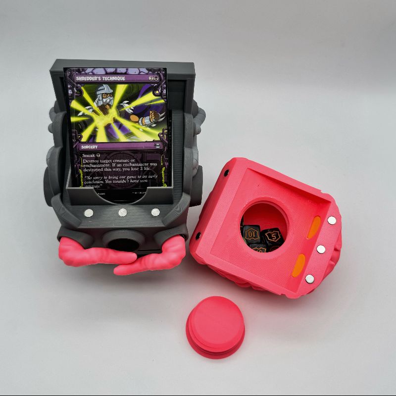 Alien Brain Overlord MTG Commander Deck Box | Krang Inspired Magic The Gathering Card Holder