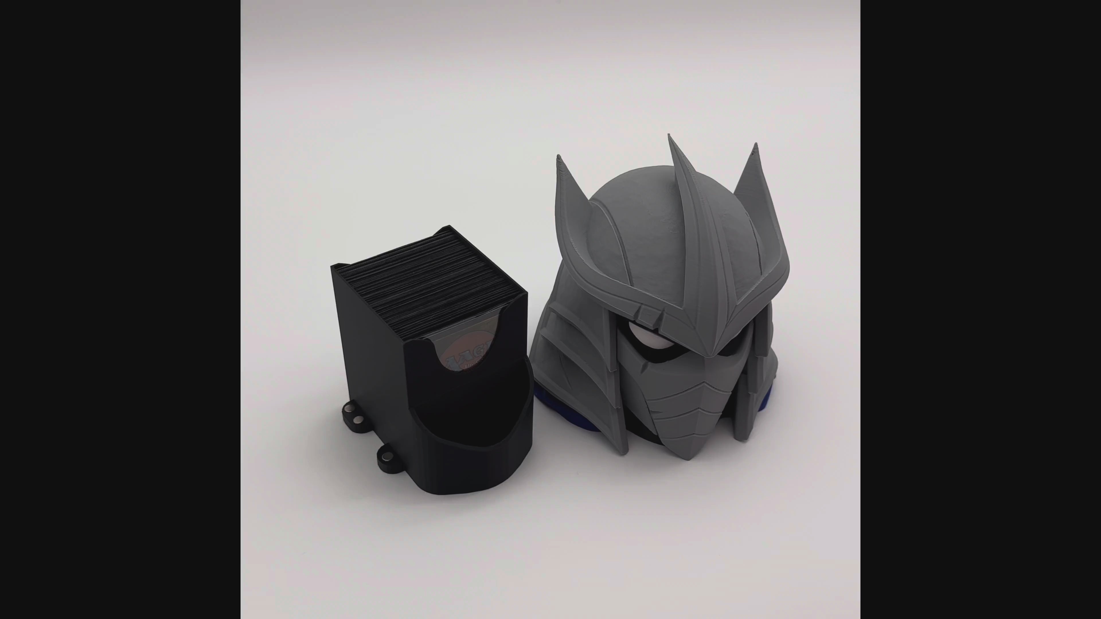 Shredder Helmet MTG Commander Deck Box | Magic The Gathering Card Holder