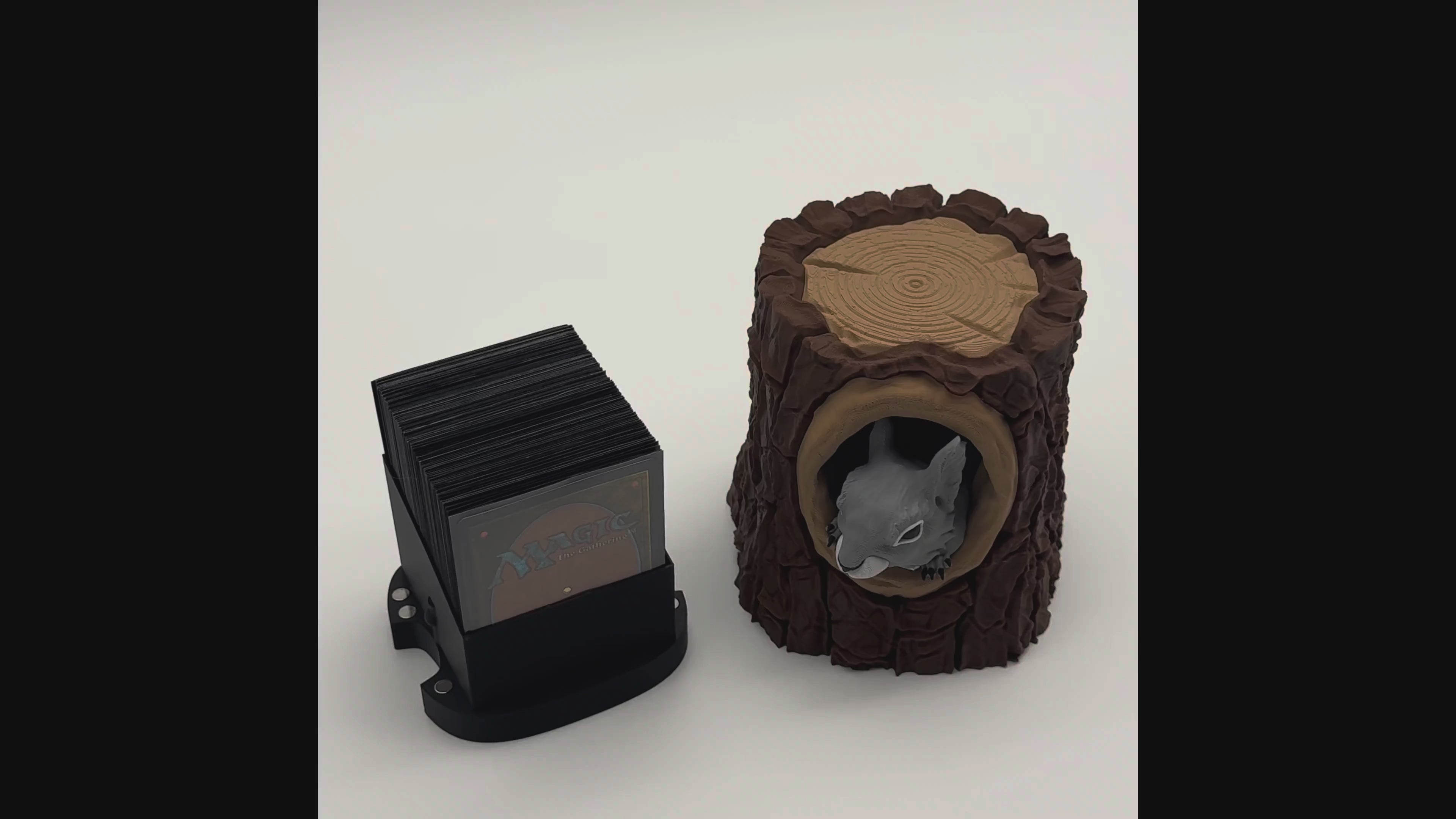 Squirrel Tree Trunk MTG Commander Deck Box | Magic The Gathering Card Holder